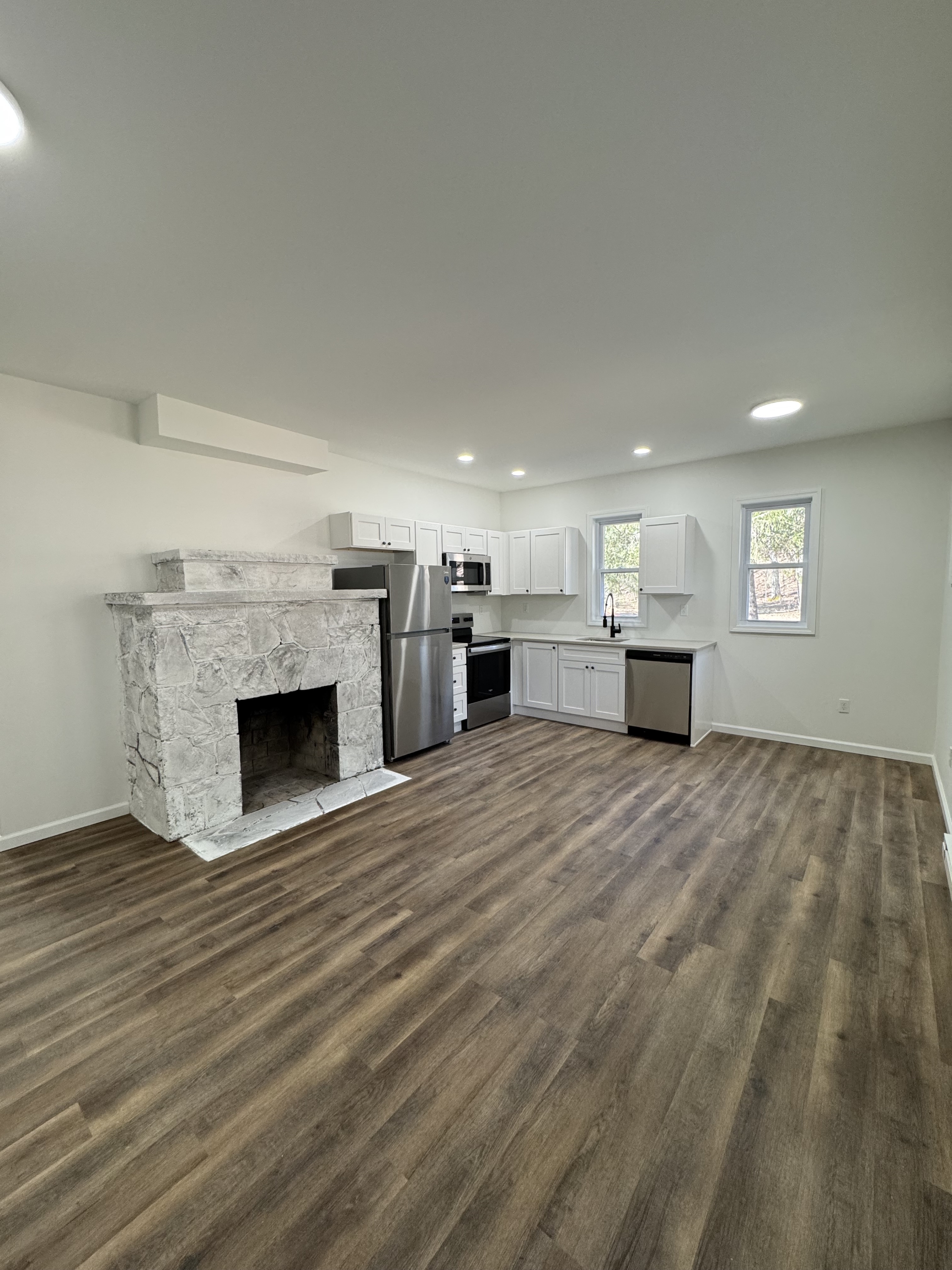 123 Evergreen Lane - 1